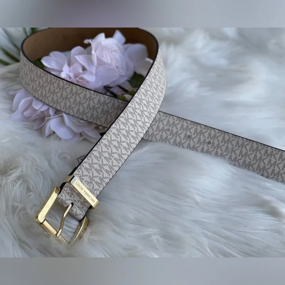 Michael Kors Women's Vanilla Faux Leather Belt - Picture 5 of 16